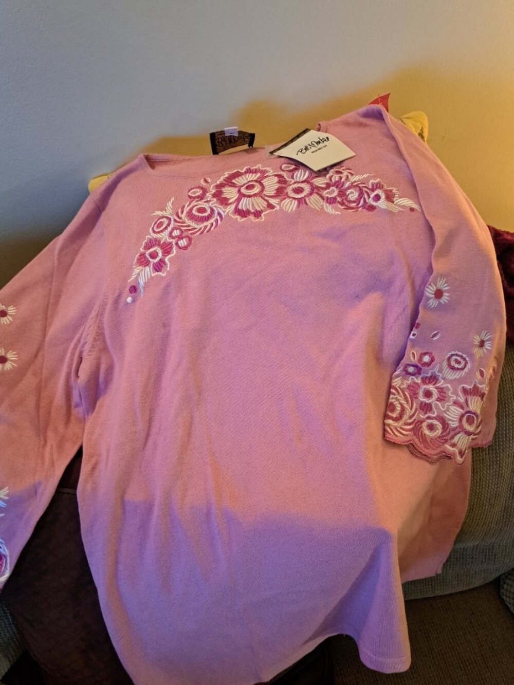 Bob Mackie Spring top